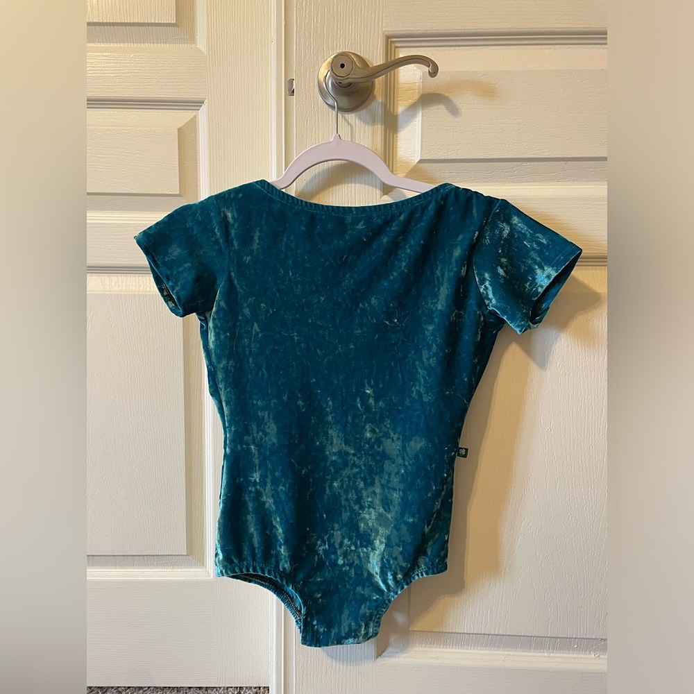 Lucky Leo Women’s Ballet Leotard